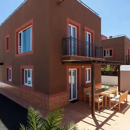 Emma - Private Pool Wifi Fibra Mini-golf Corralejo