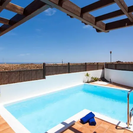 Emma - Private Pool Wifi Fibra Mini-golf Villa