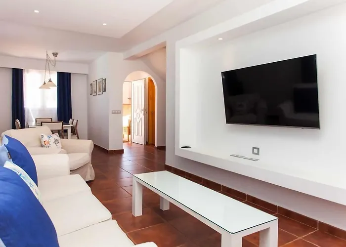 Emma - Private Pool Wifi Fibra Mini-golf