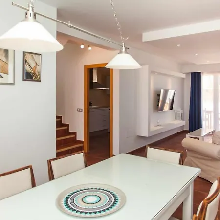 Emma - Private Pool Wifi Fibra Mini-golf 科拉雷侯