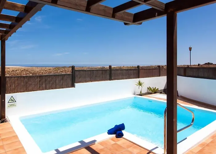 Emma - Private Pool Wifi Fibra Mini-golf Villa Corralejo