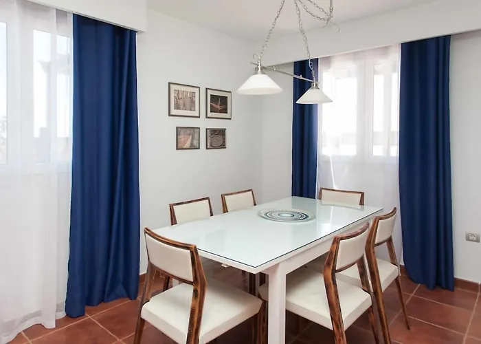 Emma - Private Pool Wifi Fibra Mini-golf